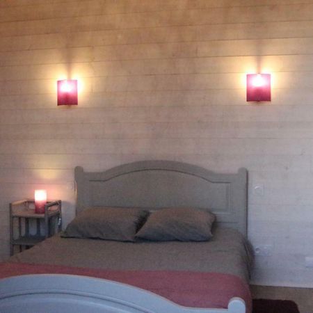 Chambres Aux Bonnes Herbes Bais  Exterior foto